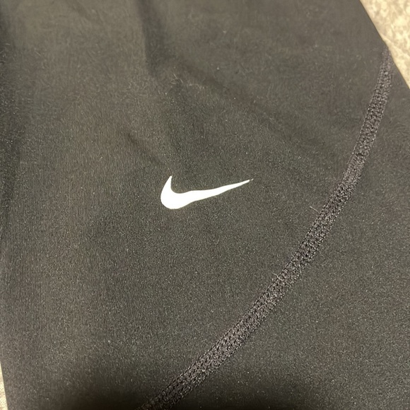 Nike size S Nike Pro Leggings. - Picture 2 of 4